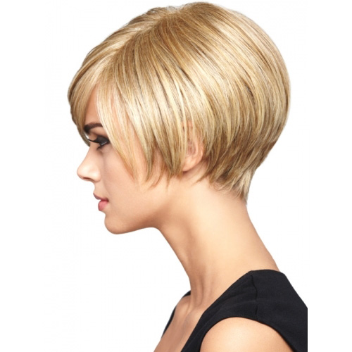 Asymmetrical-short-bob-haircut